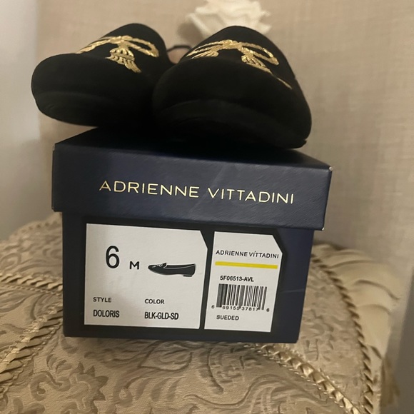 Adrienne Vittadini Flats - Picture 2 of 5